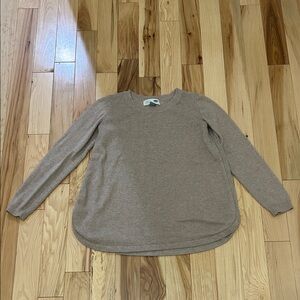 Old Navy Women's Tan Crew Neck Sweater